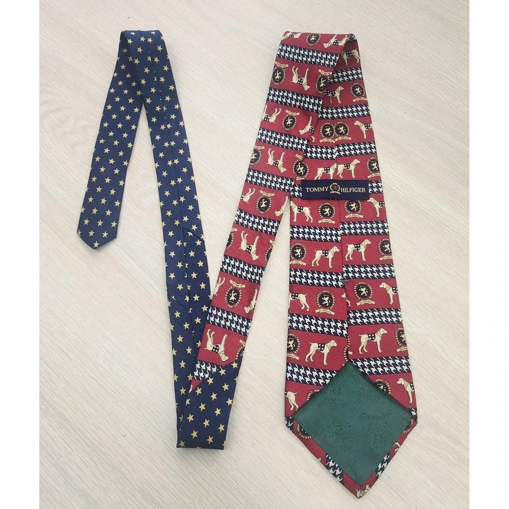 Tommy Hilfiger Mens Silk Tie Red Blue‎ Gold Crest Dog Star Houndstooth Classic